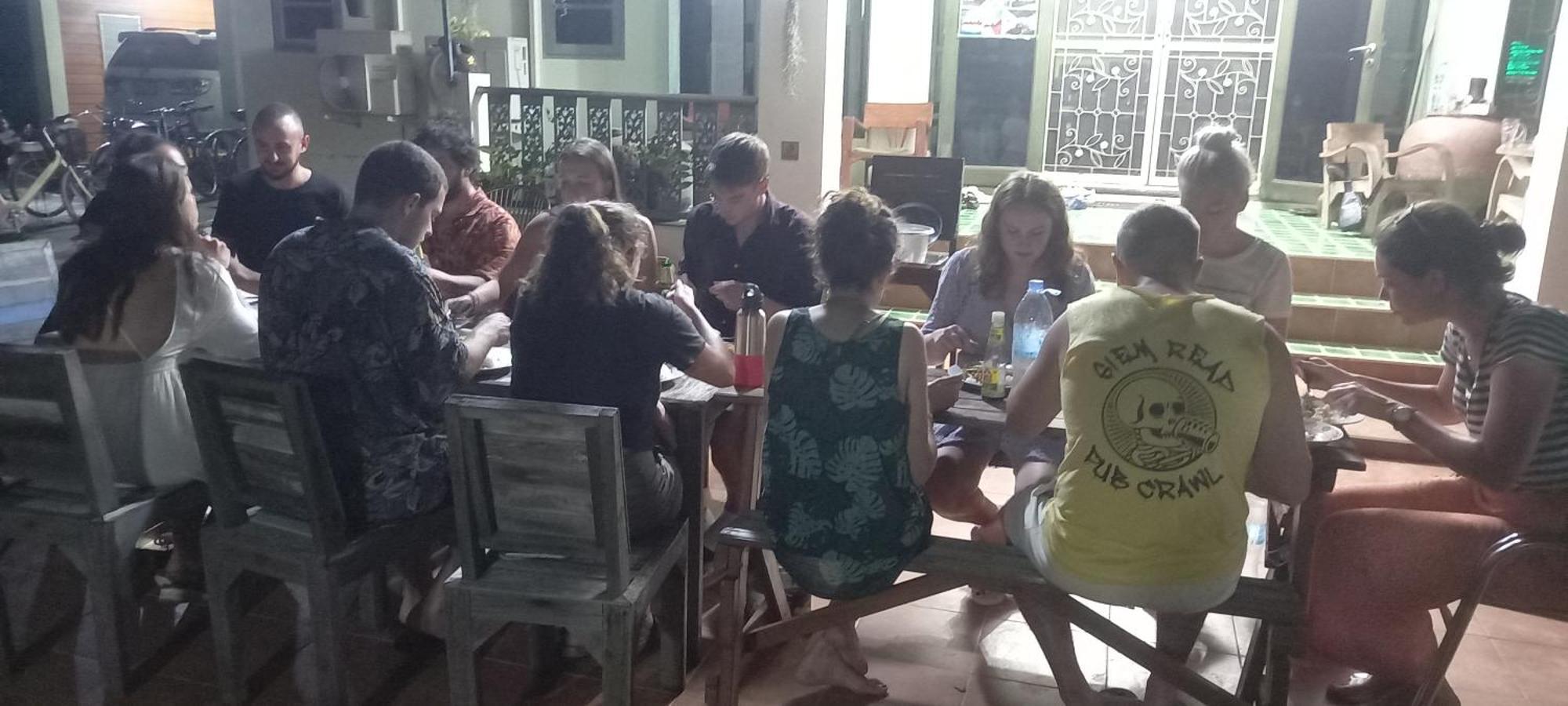 Plus Hostel Ayutthaya Esterno foto
