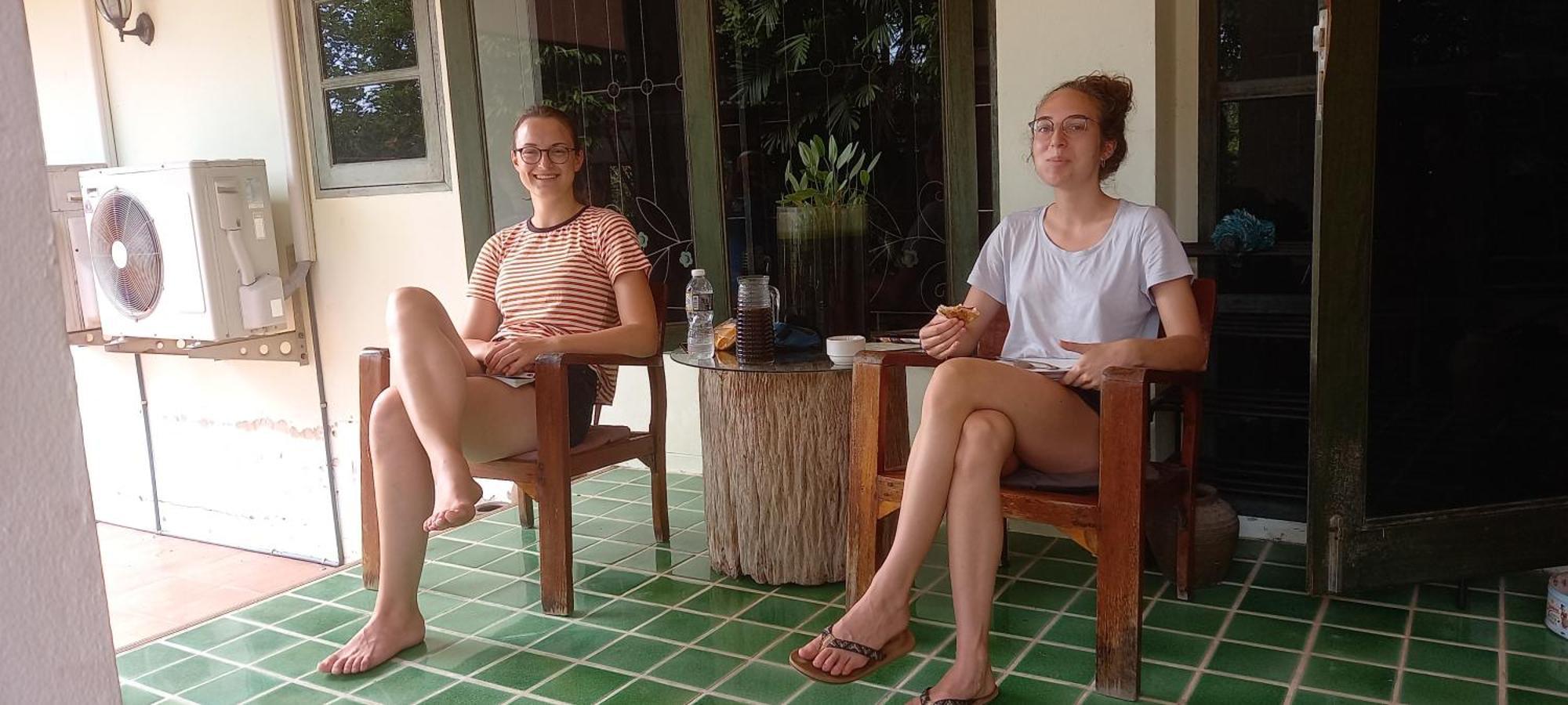 Plus Hostel Ayutthaya Esterno foto